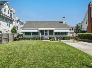 113 61st St, Virginia Beach, VA 23451