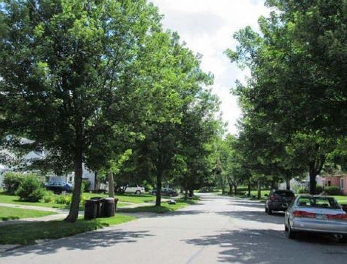 2nd image of 16605 Maple Heights Blvd