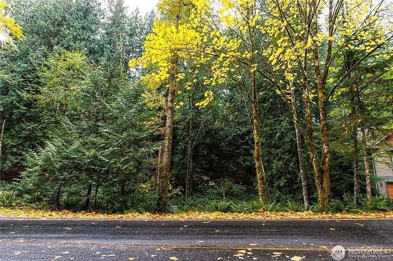 3rd image of 203 Sudden Valley Drive