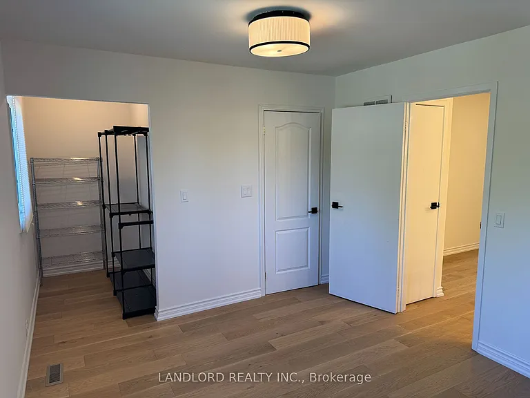 19 Vanessa Rd — Photo 19