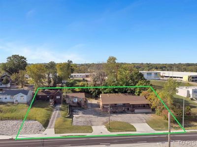 8950 Natural Bridge Rd, Saint Louis, MO, 63121