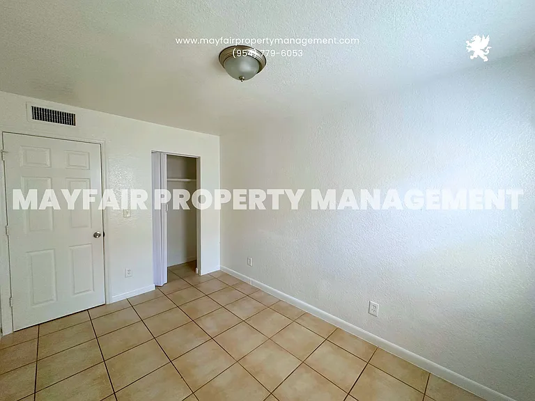 714 Latona Ave #7 — Photo 7