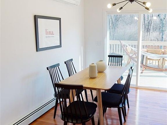 4th image of 31 Manor Ln