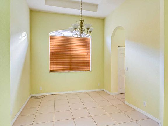 3rd image of 9939 Boynton Gardens Ln