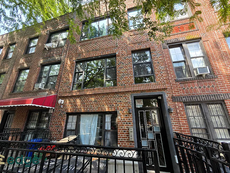 1415 Herkimer St #3 — Photo 10