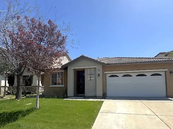 15535 Caroline St, Fontana, CA 92336