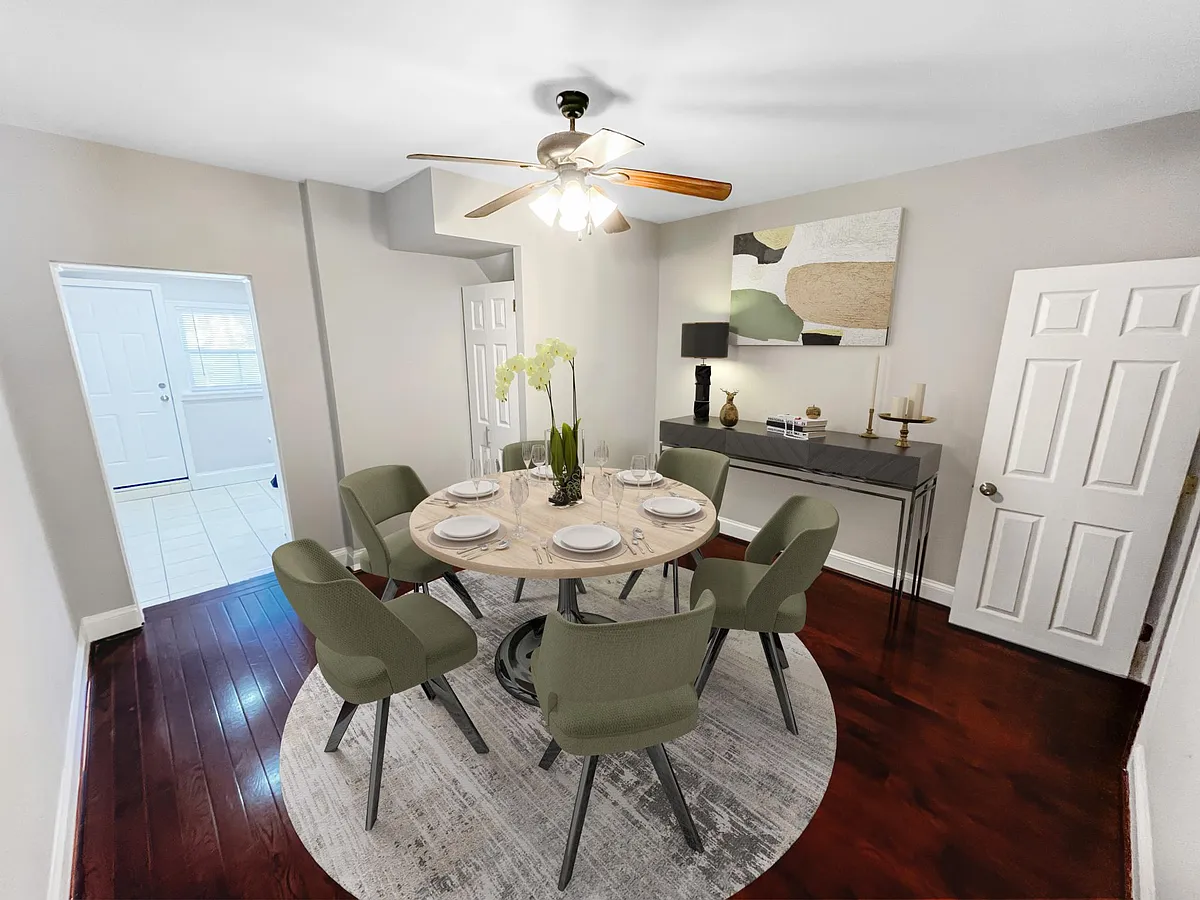 Dining Room

**virtually staged** - 341 E Airy St