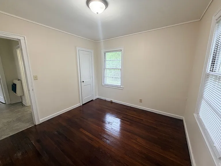1701 N Troup St — Photo 9