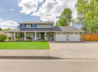 392 NE Merle Ct, Hillsboro, OR 97124