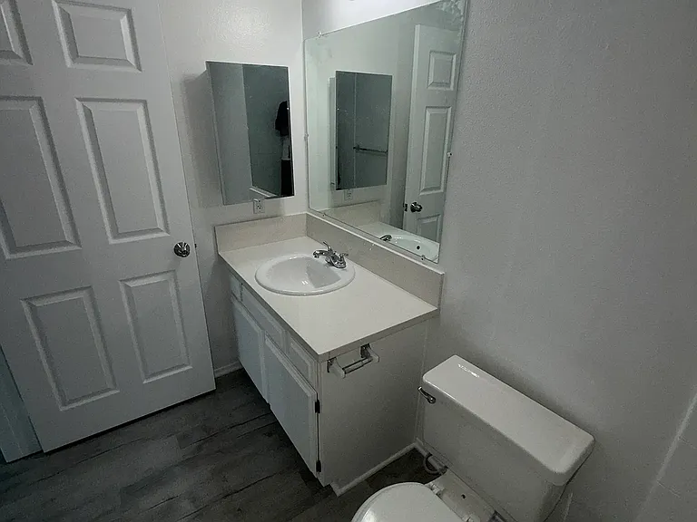 4434 Fulton Ave #206 — Photo 12