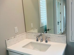 216 Fiore, Irvine, CA 92602