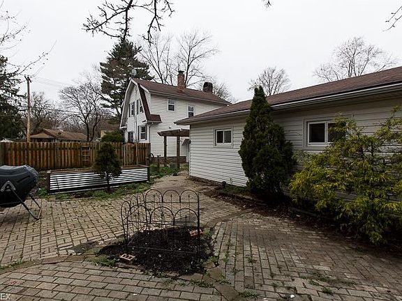 5th image of 2865 Northland St