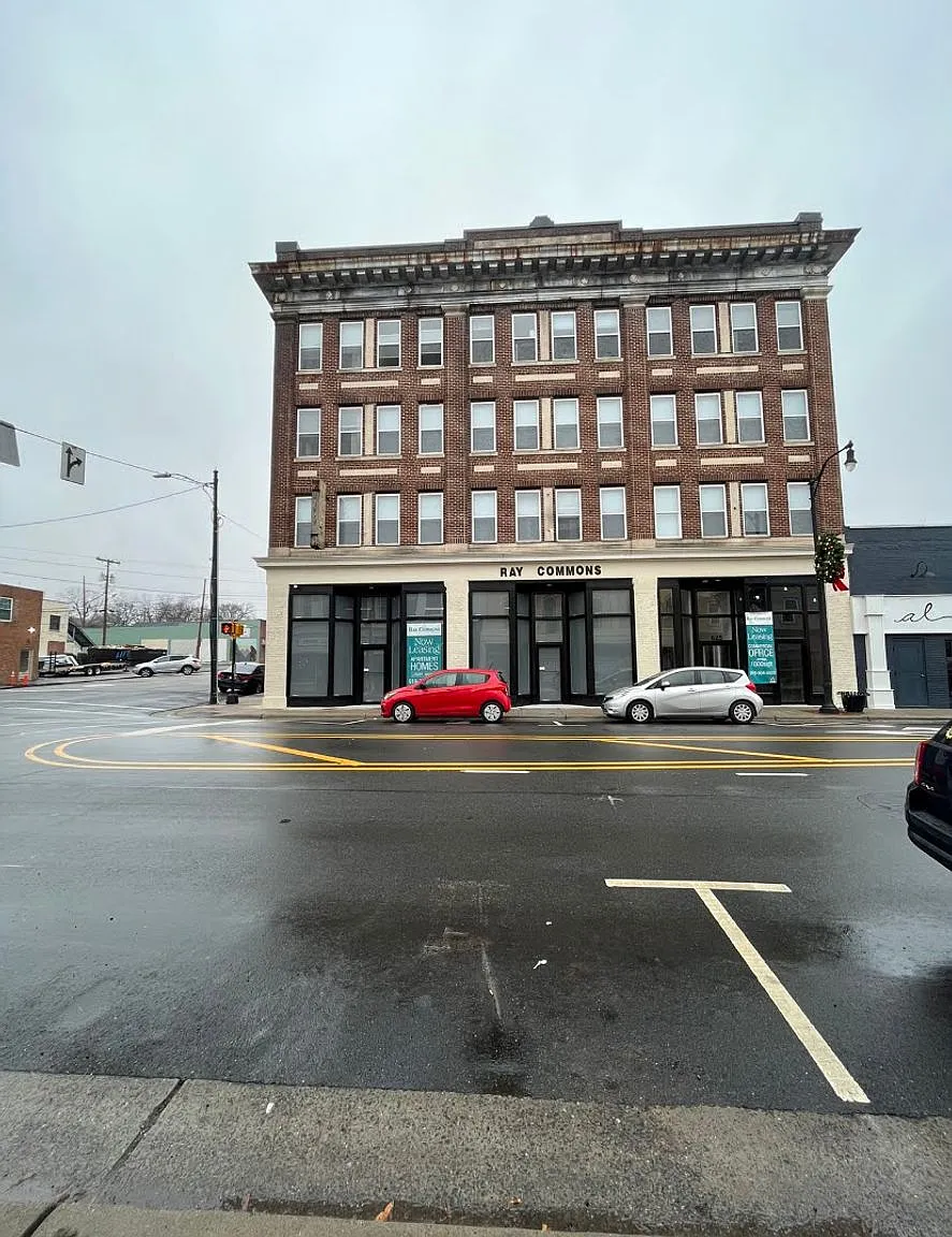 Ray Commons — Photo 2