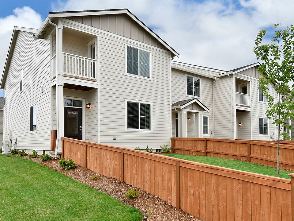 The Pendleton is a gorgeous four-bedroom home at 5th Plain Creek Station