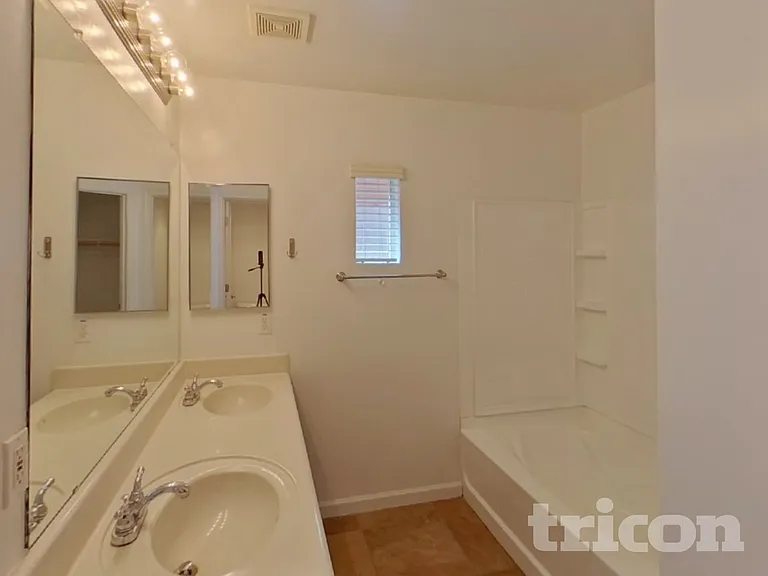 1920 E Bell Rd #1021 — Photo 10