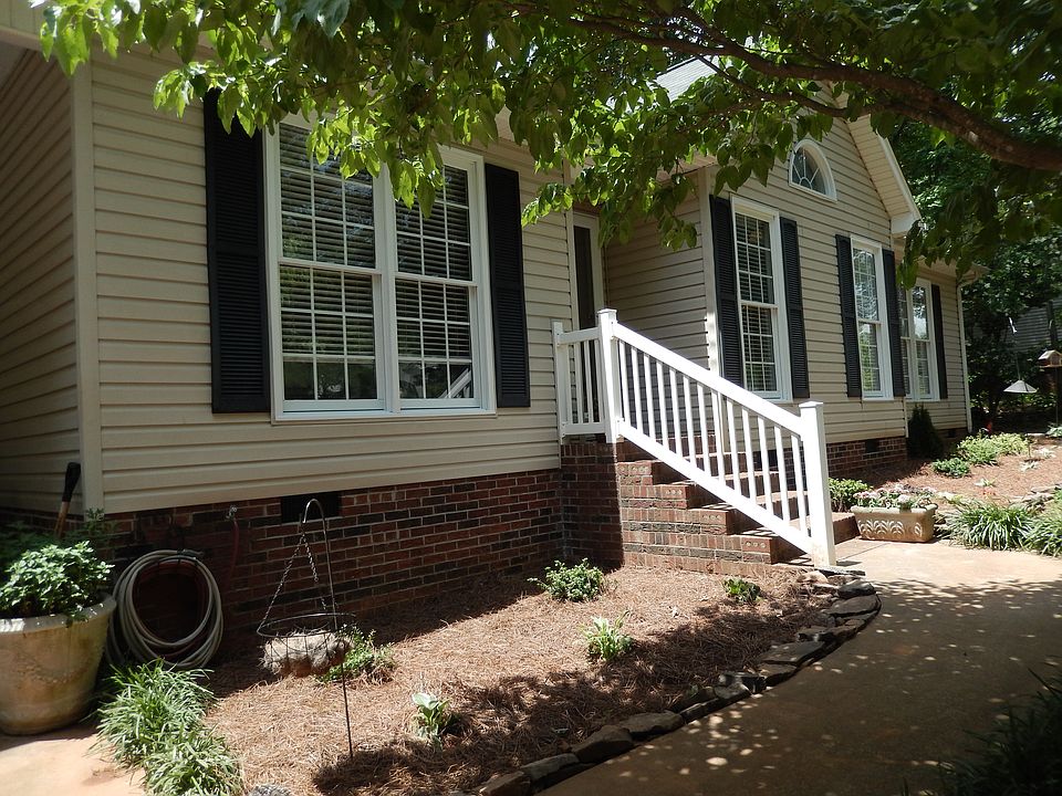1st image of 520 Lauren Wood Ct