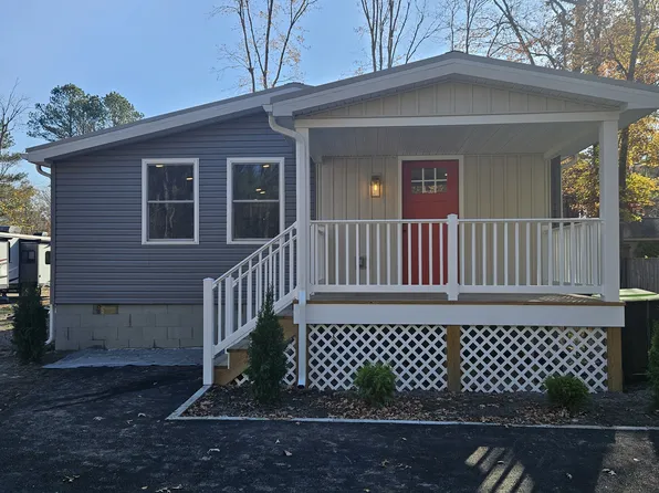 37580 Mahogany St, Ocean View, DE 19970