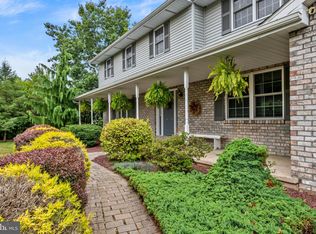 322 N Garfield Rd, Bernville, PA 19506