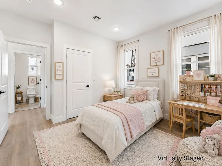 977A Sanford Ave #A — Photo 4