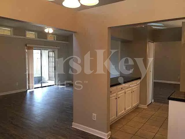 1521 Dess Dr — Photo 23