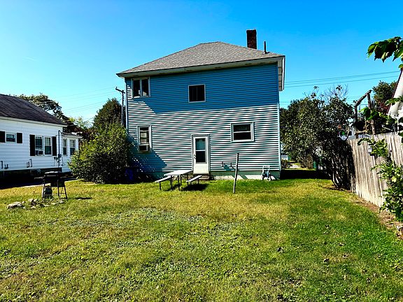 4th image of 27 Eastland Avenue