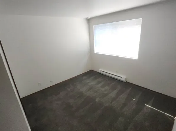 400 E Union St APT 5, Seattle, WA 98122