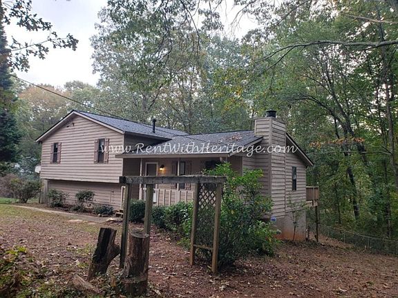 3rd image of 4061 Covey Ln