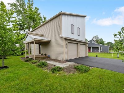 140 Xavier Cir, Syracuse, NY, 13210