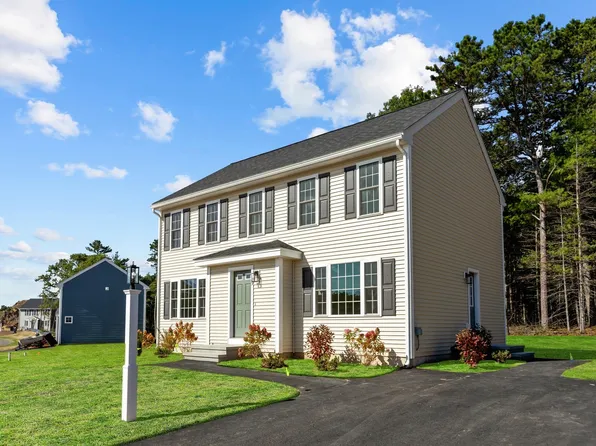 29 Bumblebee Dr, Plymouth, MA 02360