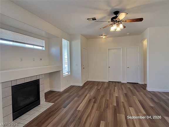 4th image of 525 Siberia St
