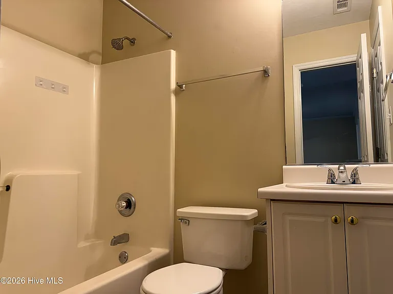 113 Harvestwood Dr — Photo 10