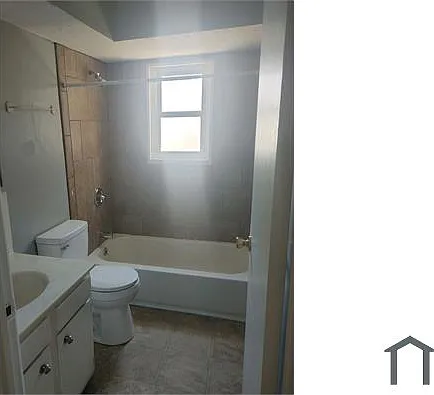 2 bed, 900 sqft, $1,025 — Photo 3