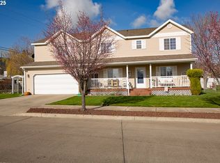 102 18th St, La Grande, OR 97850