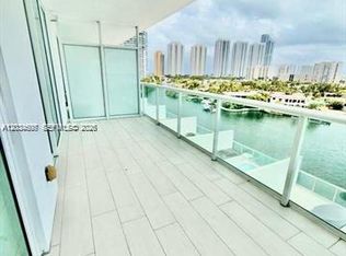 400 Sunny Isles Blvd #817, Sunny Isles Beach, FL 33160