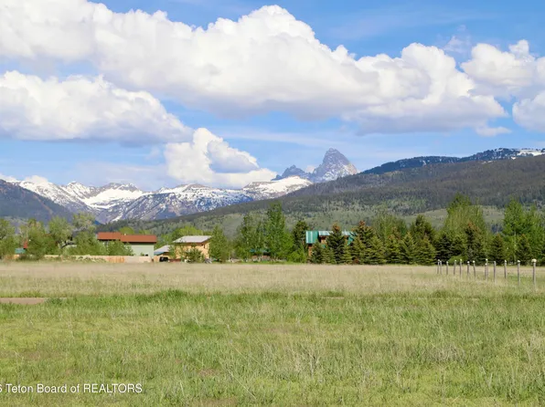 1700 Targhee Ranch Dr, Driggs, ID 83422