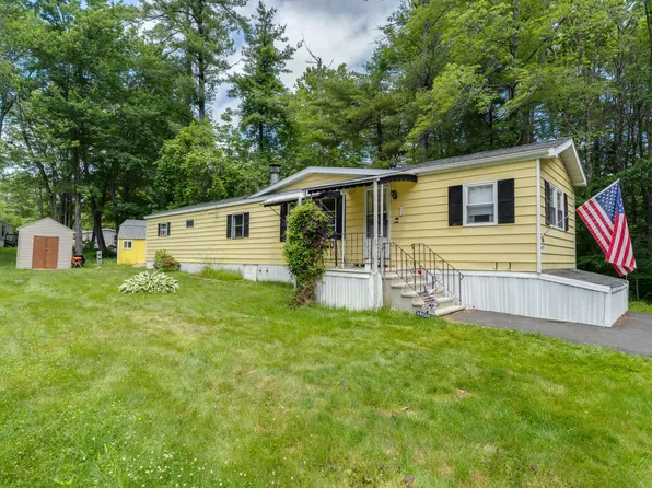 16 Imperial Drive, Eliot, ME 03903
