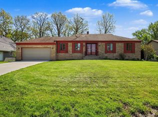 1385 Brandywine Rd, Crown Point, IN 46307