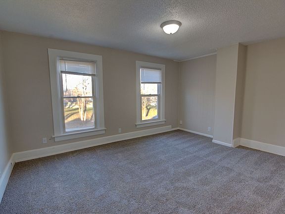 5th image of 929 E 15th St #1/2