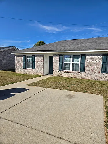 15 Coats Cir Photo 1