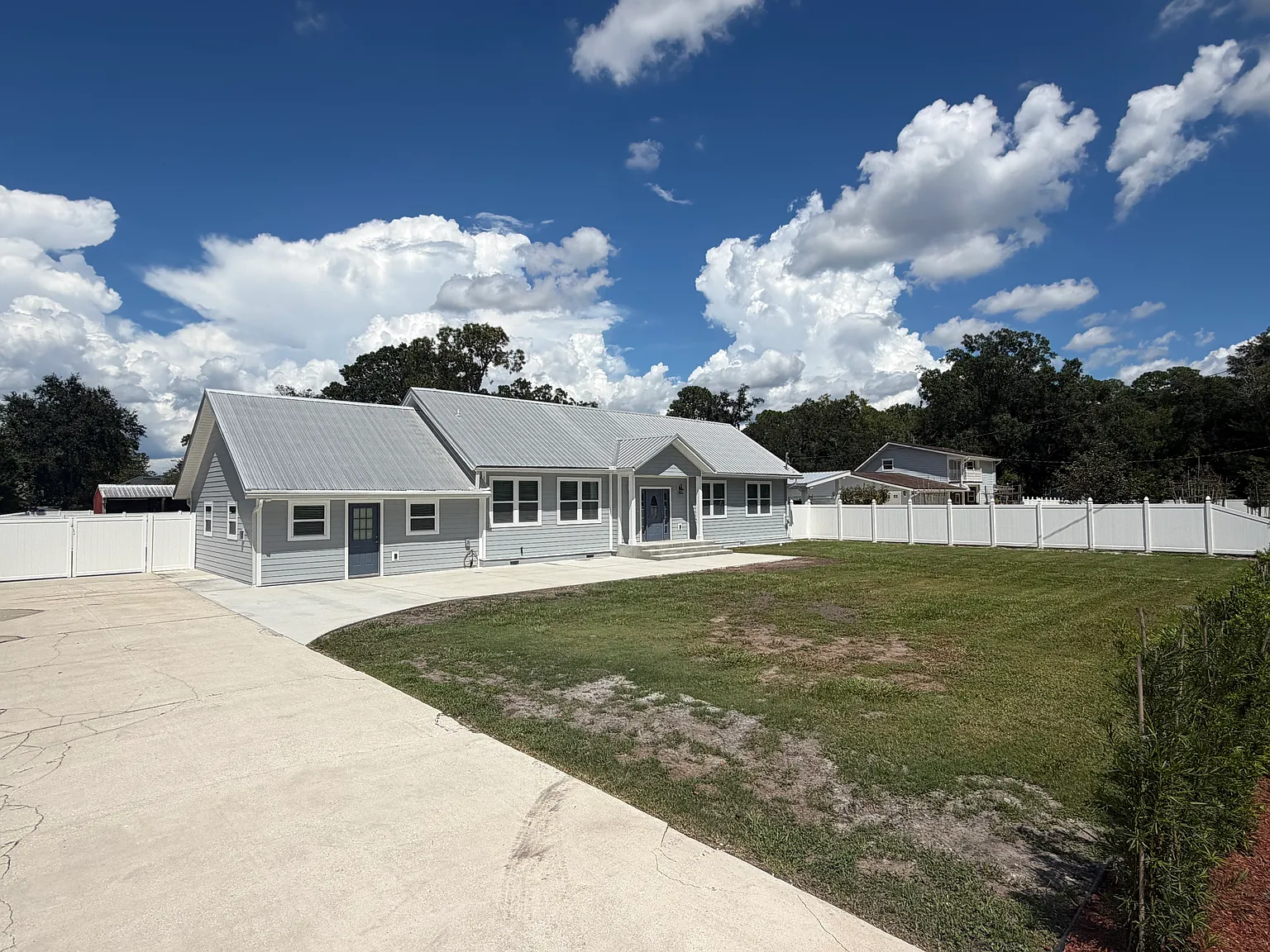 3 bed, 2088 sqft, $2,800 — Photo 3