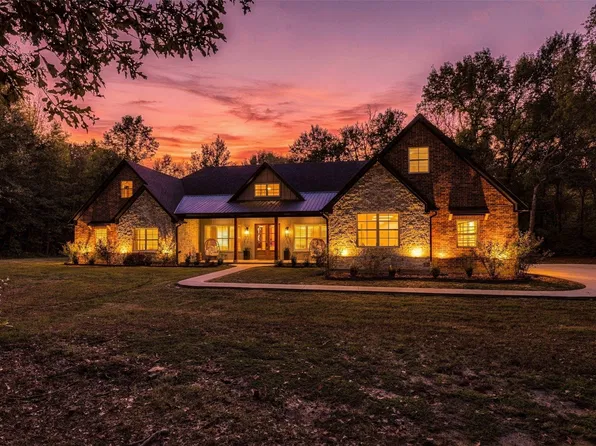 275 County Road 1720, Mount Pleasant, TX 75455