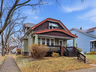2002 South 32nd STREET, Milwaukee, WI, 53215