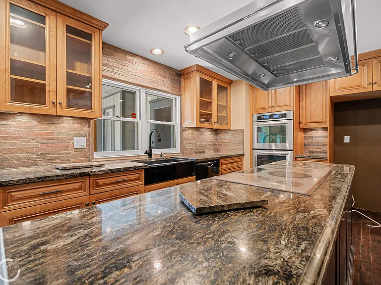 12139 Cattle King Dr — Photo 3