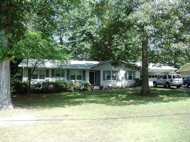 1st image of 2121 Plantation Ct