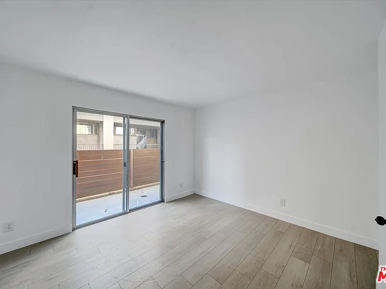 15 Spinnaker St #101 — Photo 16