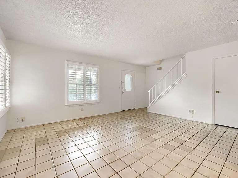 1377 Lorilyn Ave #3 — Photo 12