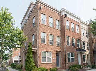 159 Decoverly Dr, Gaithersburg, MD 20878