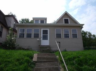 2322 7th Ave, Moline, IL 61265