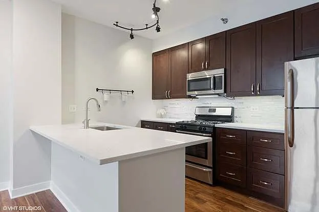 330 N Jefferson St #1806 — Photo 16