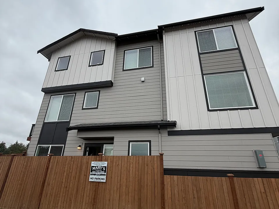 14707 87th Ave SE